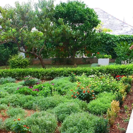 Apartman By The Sea Sumartin, Brac - 14703